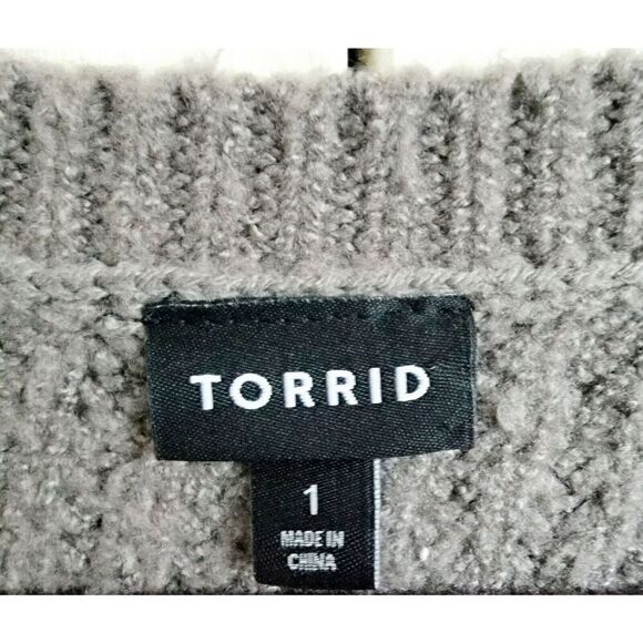 Torrid 1 Gray Cable Knit Heavy Warm Cozy Sweater Pullover Lightning Bolt Beading - Picture 9 of 10